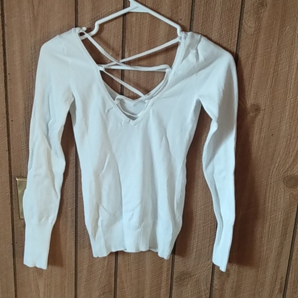 Sweater - Picture 2 of 4